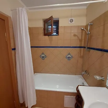 Romana Apartment Elenite