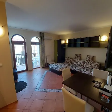 Apartment Romana *